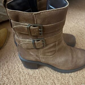 Elegant Brown Ankle Boots
